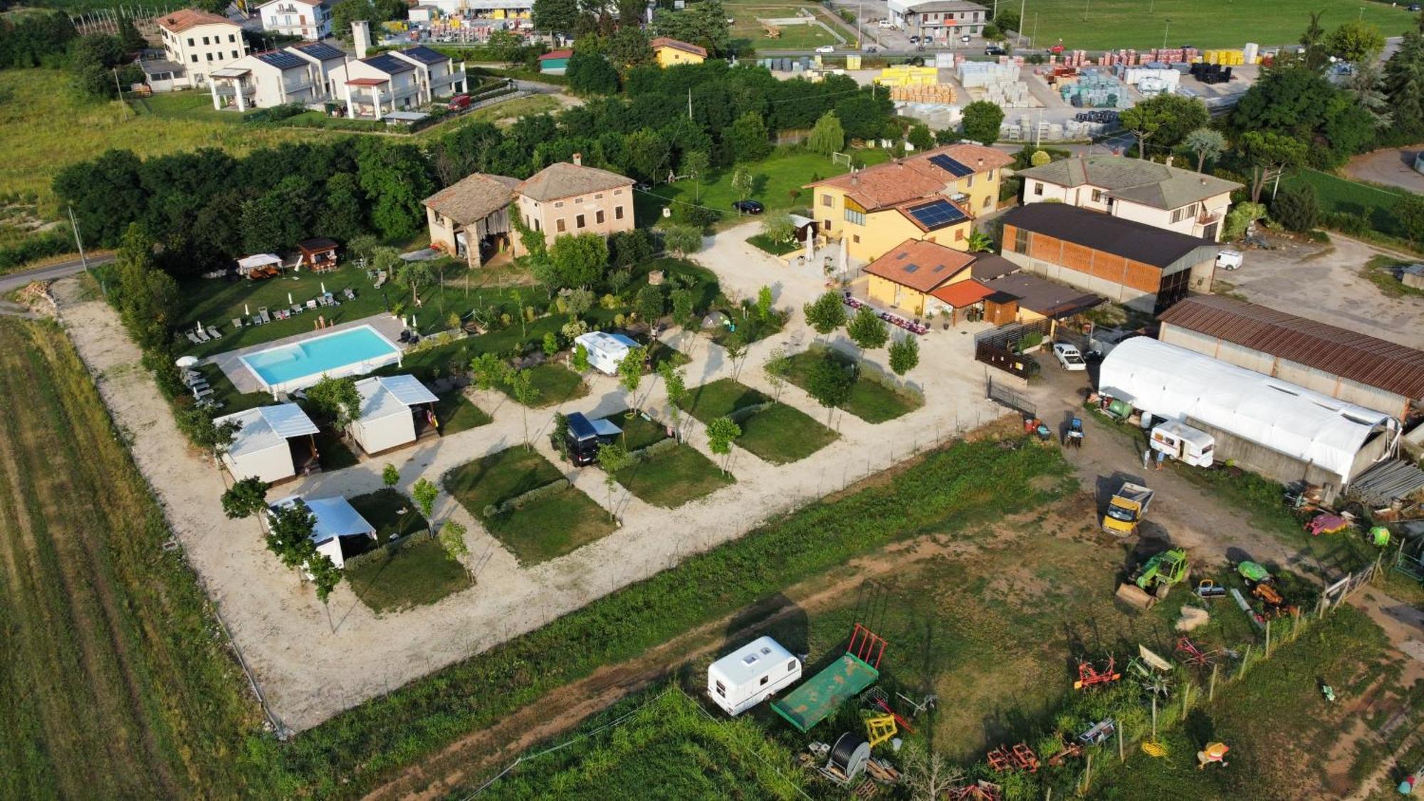 Agricampeggio Le Corniole Affi Exterior foto