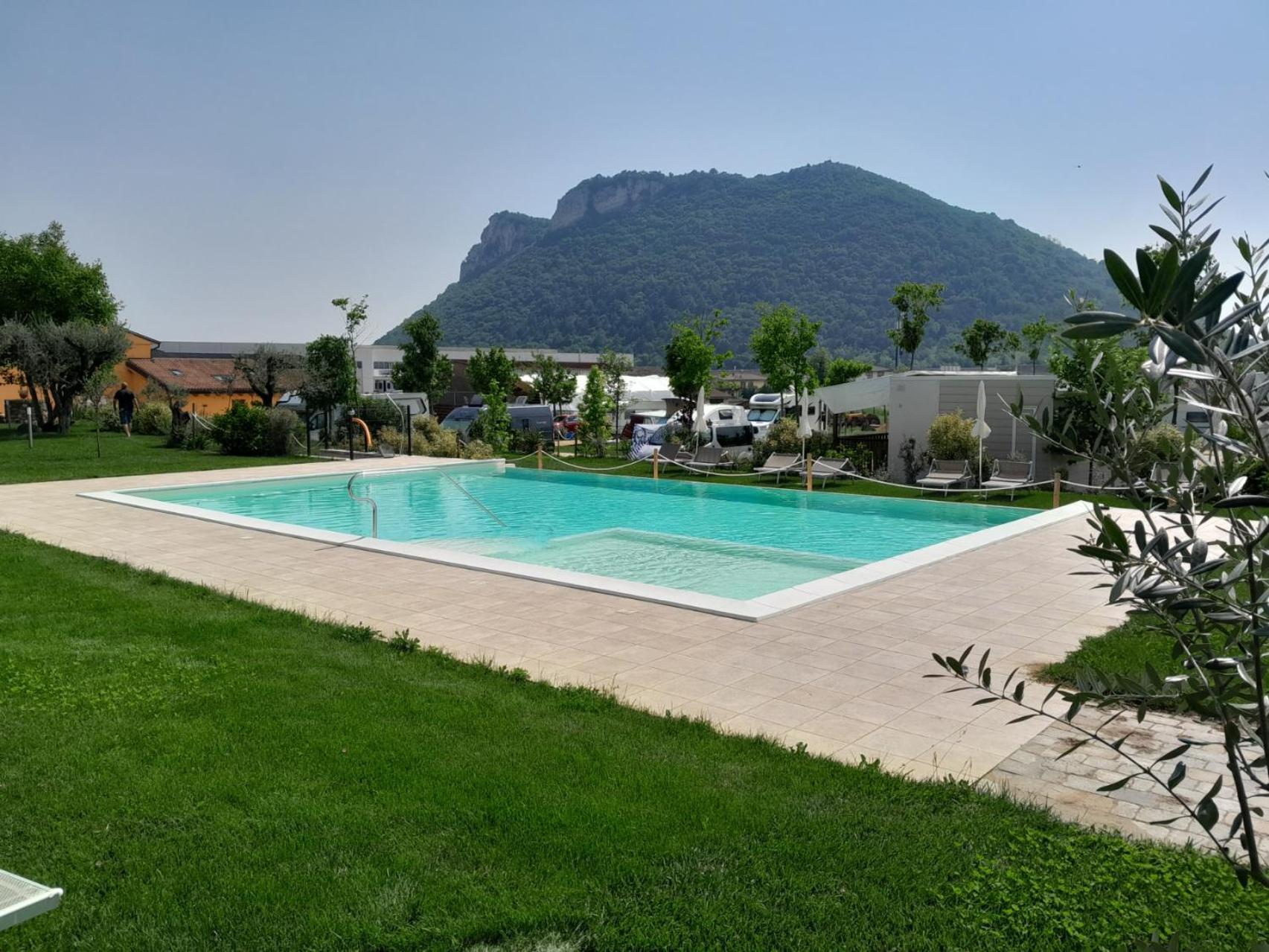 Agricampeggio Le Corniole Affi Exterior foto